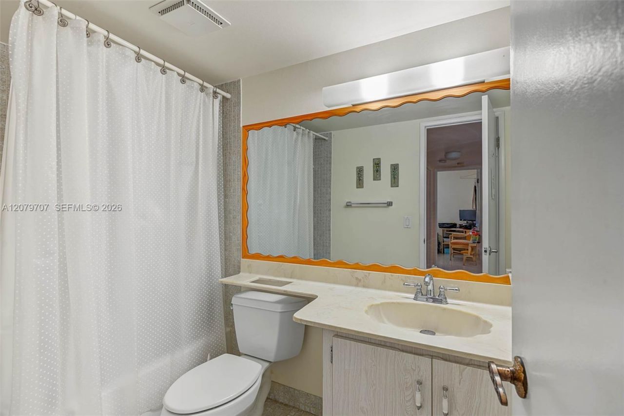10300 NW 9th St Cir , Unit 203, Miami, FL 33172 Photo
