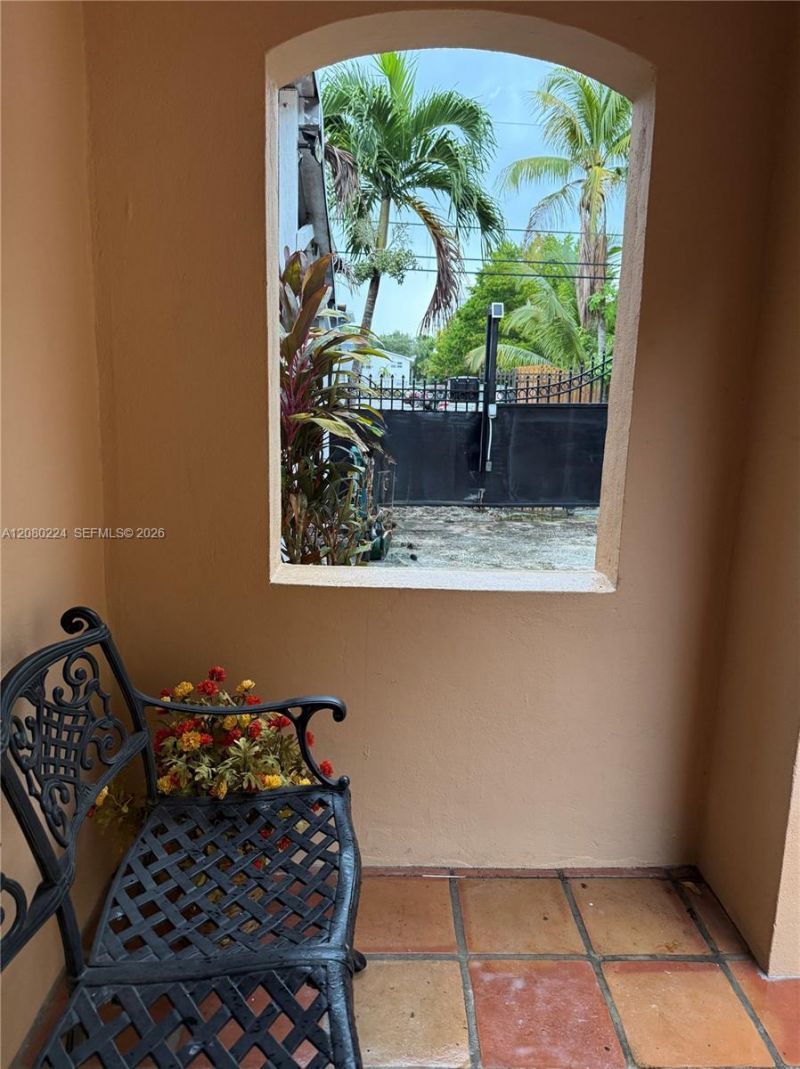 738 NE 83rd Ter , Miami, FL 33138 Photo