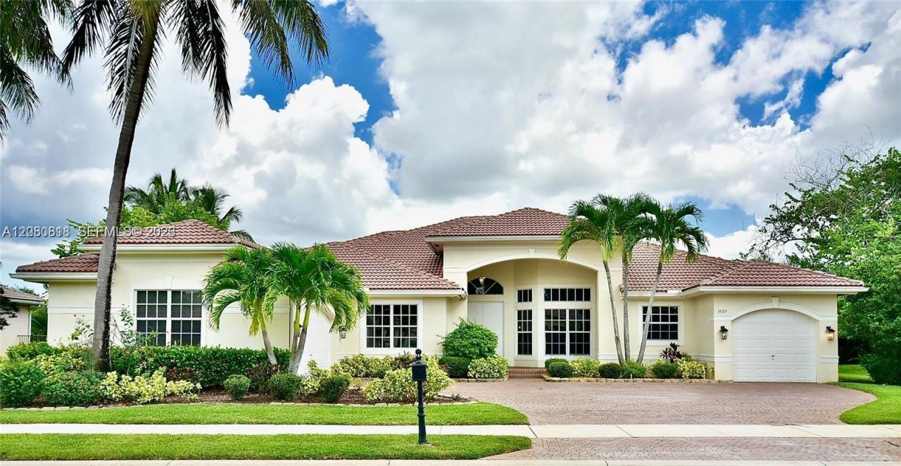 15317 SW 35th St, Davie, FL 33331 Photo