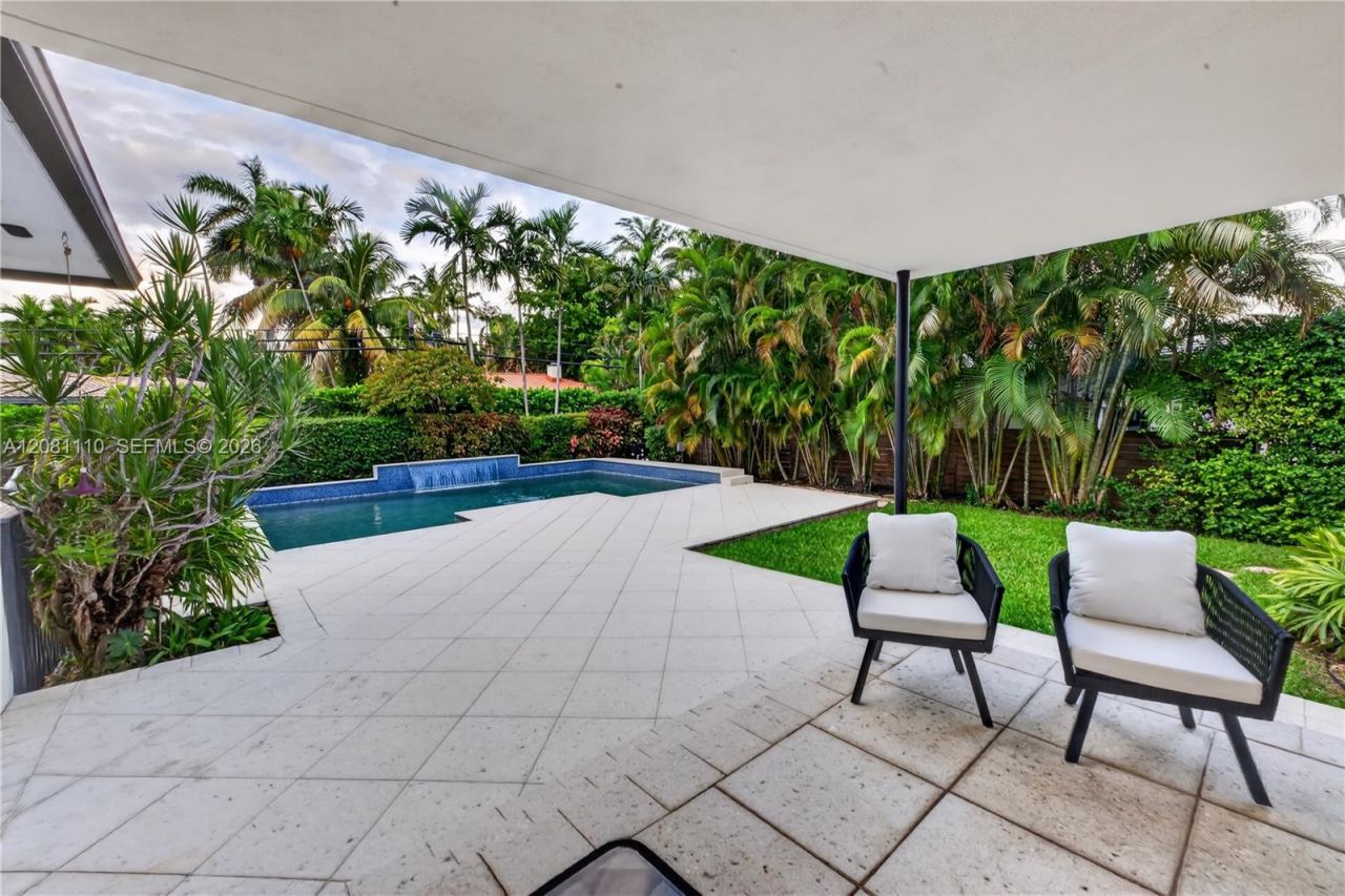 1065 NE 96th St, Miami Shores, FL 33138 Photo
