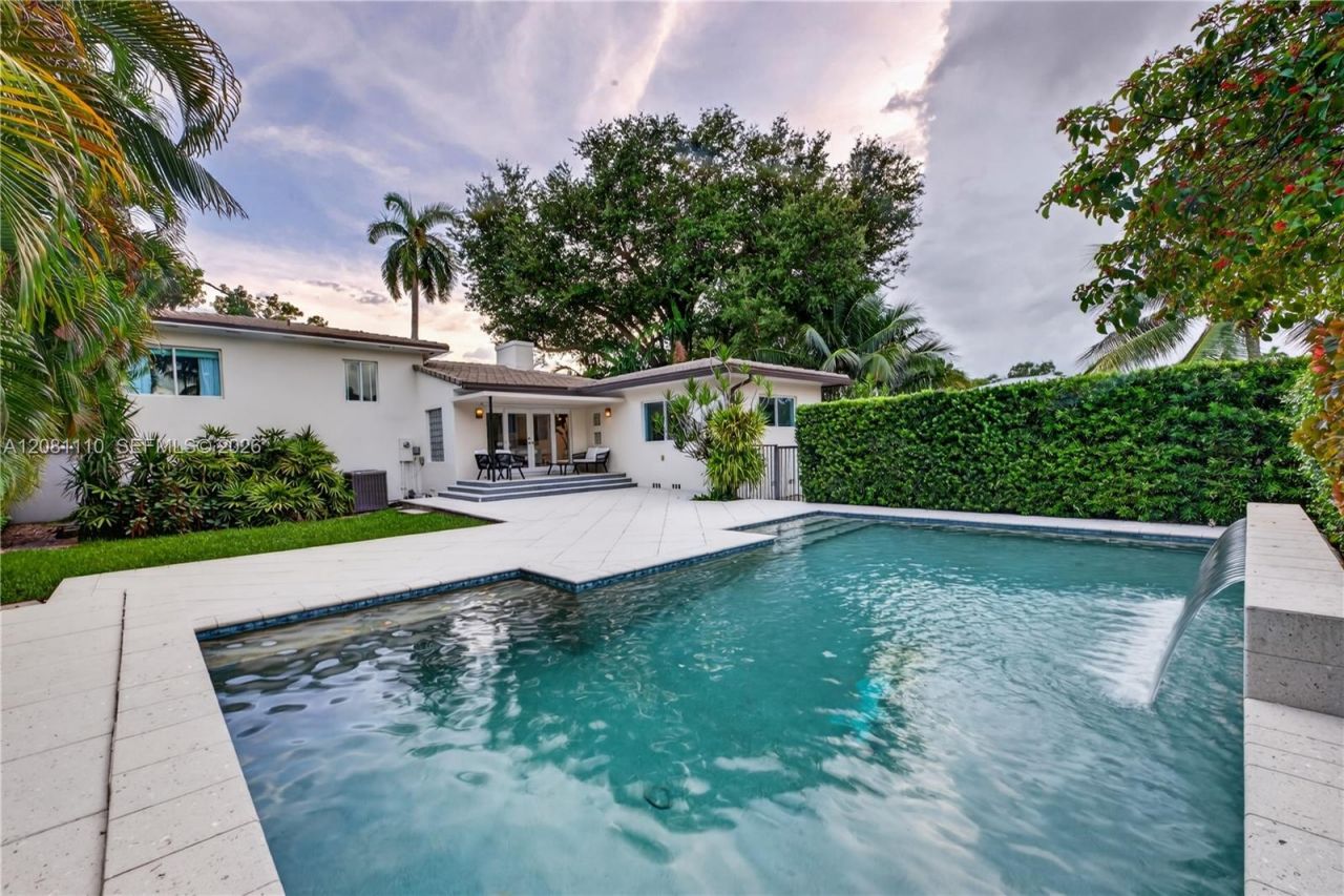 1065 NE 96th St, Miami Shores, FL 33138 Photo