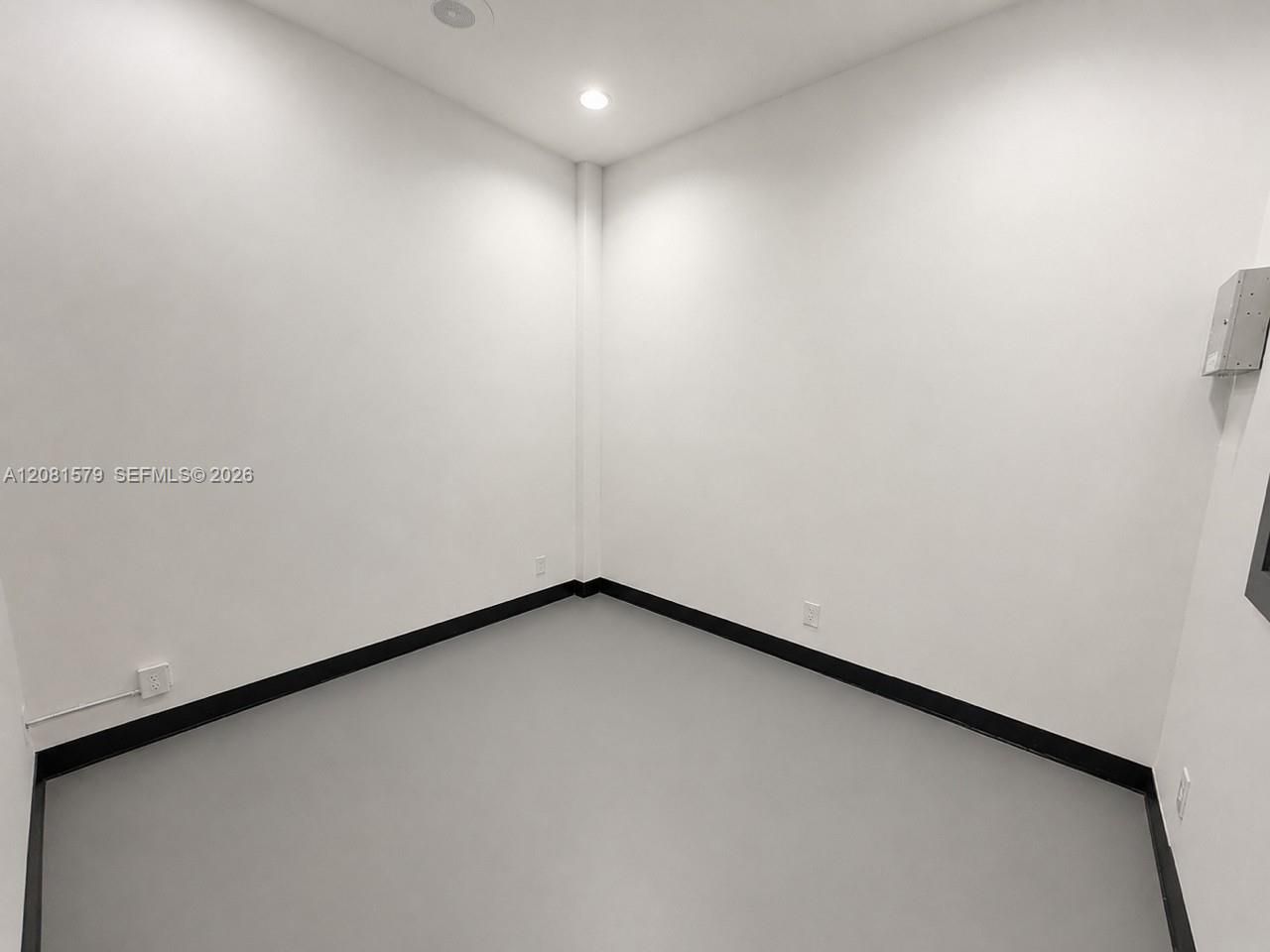 2716 S Dixie Hwy, Unit 101, West Palm Beach, FL 33405 Photo