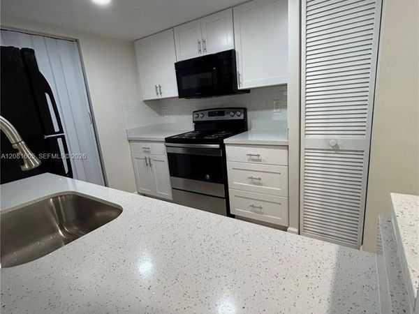 9733 Westview Dr, Unit 1321, Coral Springs, FL 33076