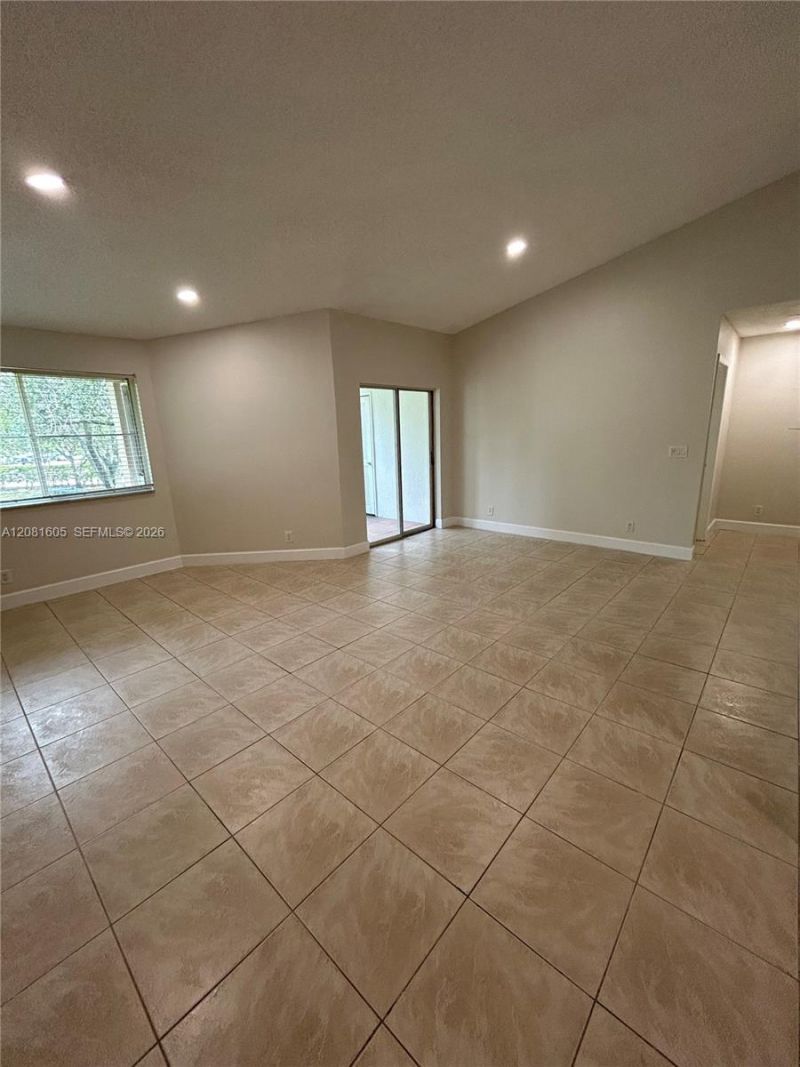 9733 Westview Dr, Unit 1321, Coral Springs, FL 33076 Photo