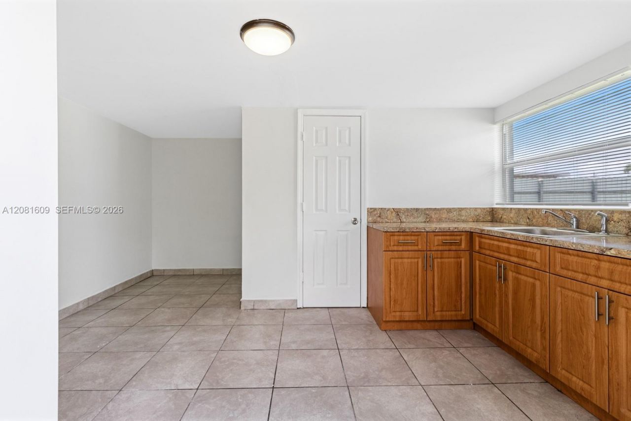 Please Call For Address, Unit 02, Miami, FL 33165 Photo