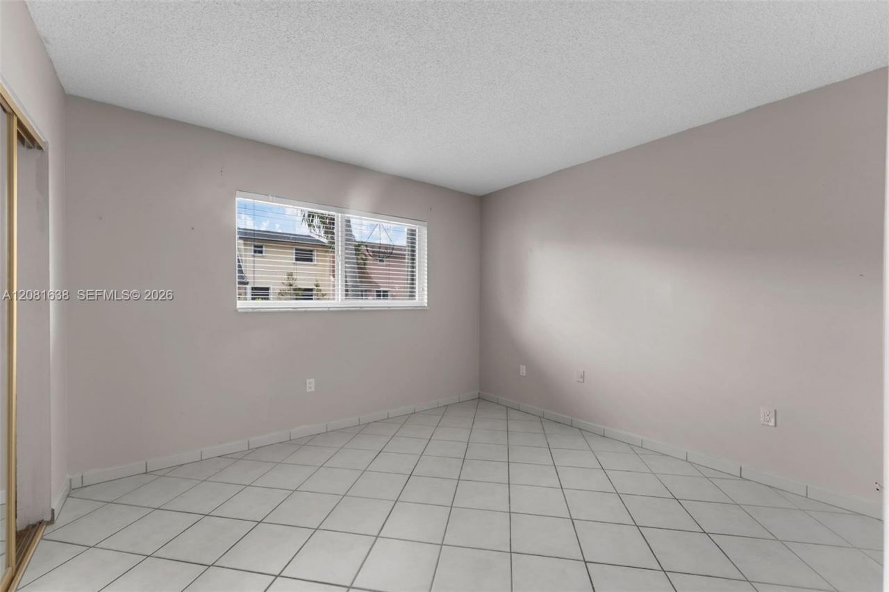 2018 SW 103rd Ct, Miami, FL 33165 Photo