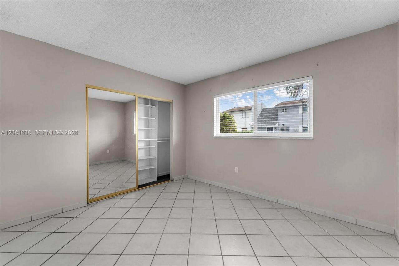 2018 SW 103rd Ct, Miami, FL 33165 Photo