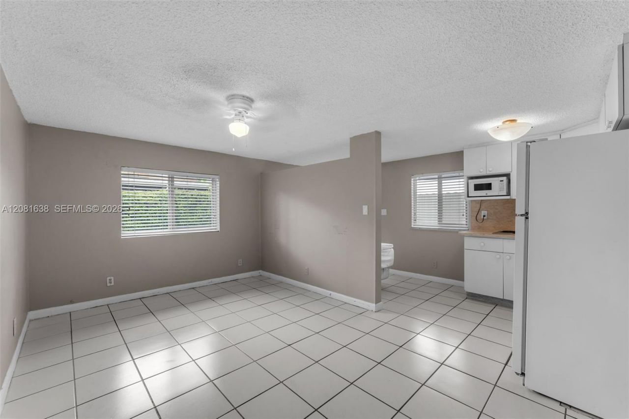 2018 SW 103rd Ct, Miami, FL 33165 Photo