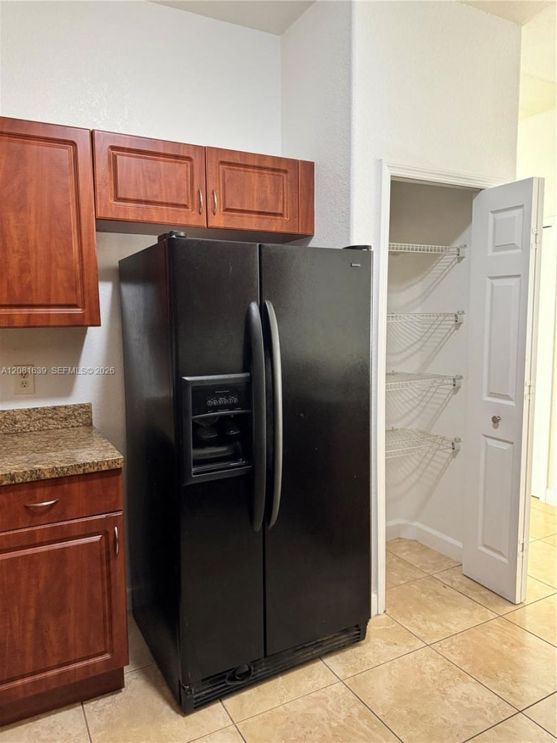 10242 NW 7th St , Unit 204, Miami, FL 33172 Photo