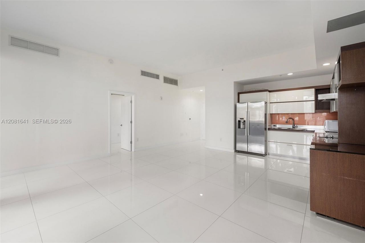 2100 Park Ave, Unit 101, Miami Beach, FL 33139 Photo