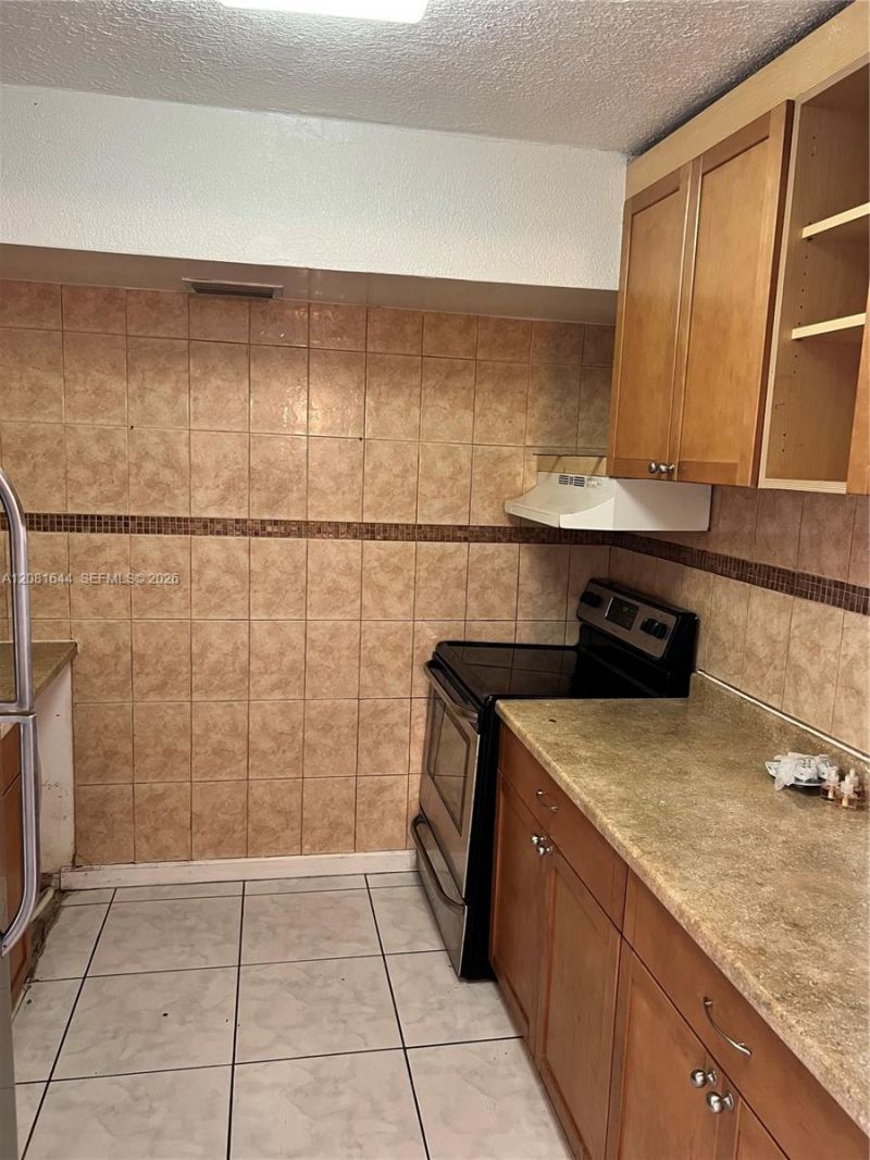 11855 NE 19th Dr, Unit 49, North Miami, FL 33181 Photo