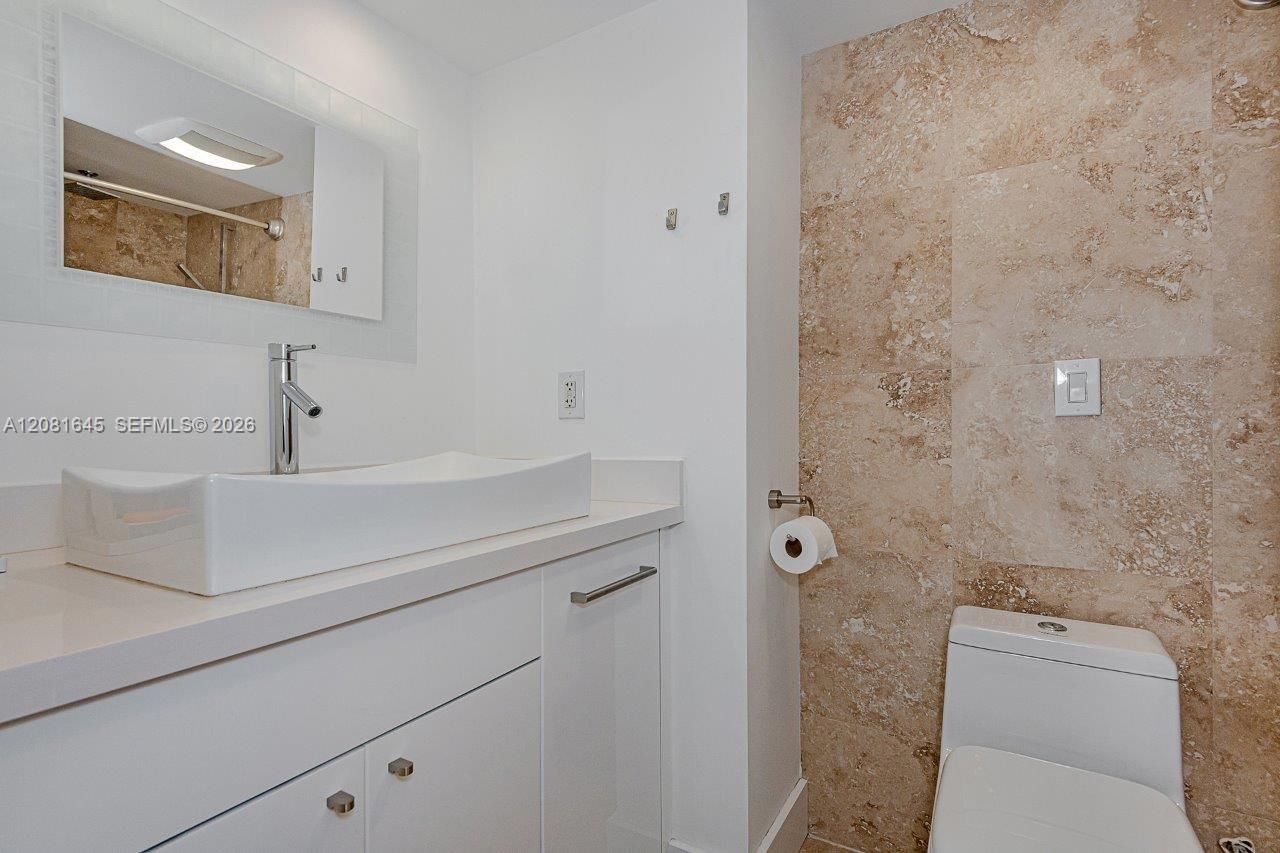 2301 Collins Ave , Unit 1515, Miami Beach, FL 33139 Photo