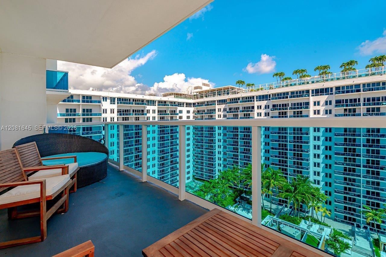 2301 Collins Ave , Unit 1515, Miami Beach, FL 33139 Photo