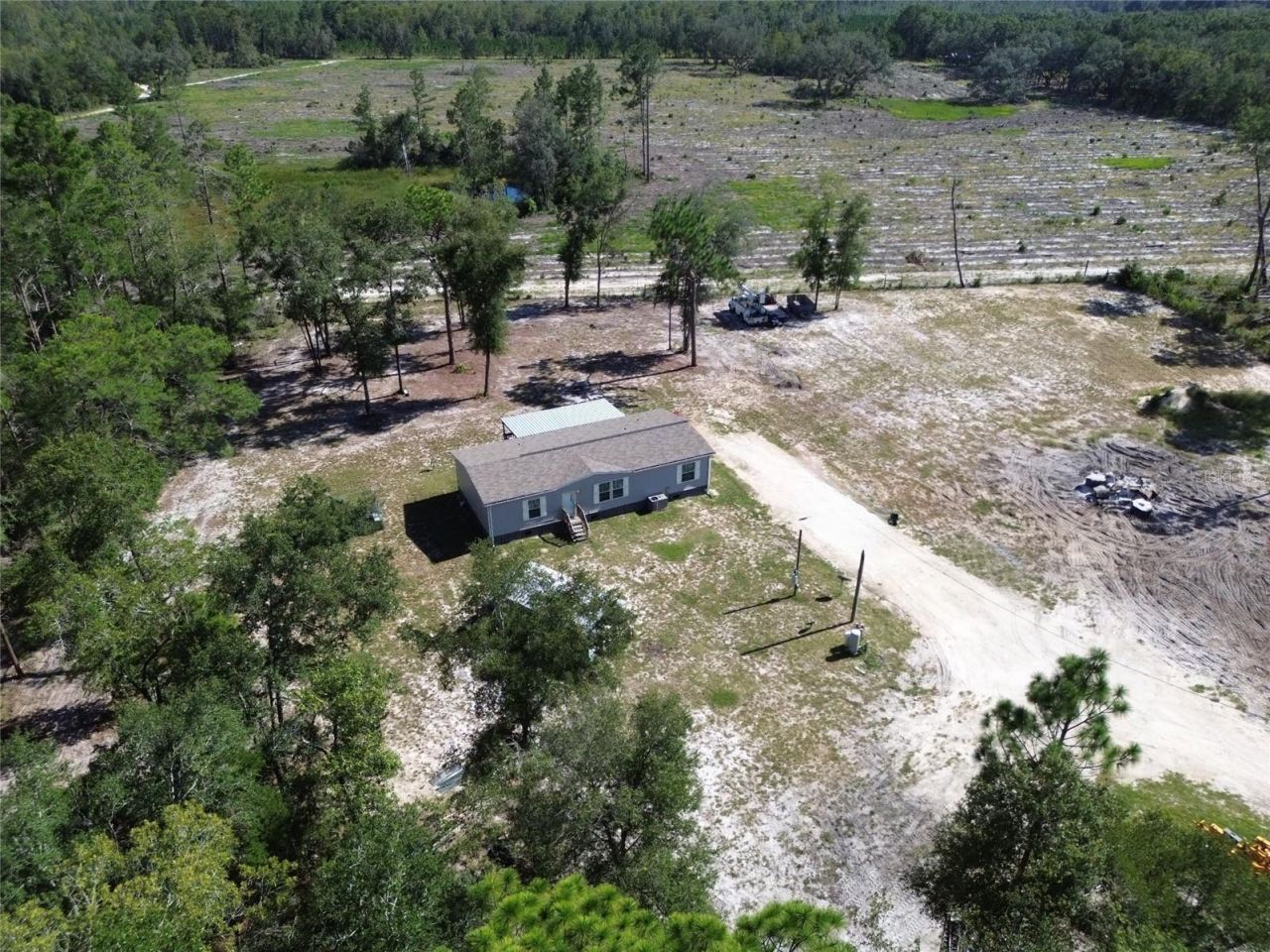 79 NE 91st Street , Branford, FL 32008 Photo