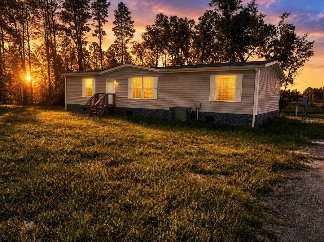 79 NE 91st Street , Branford, FL 32008 Photo