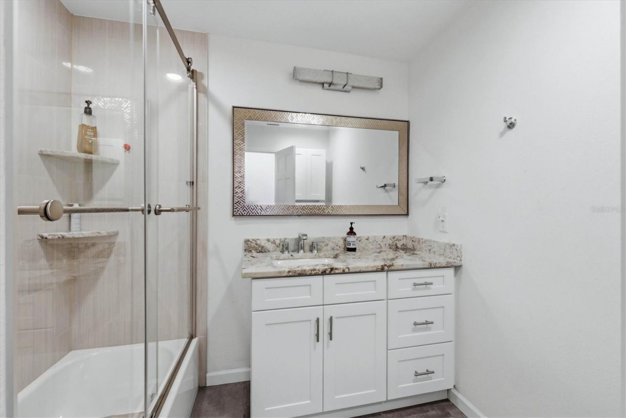 1761 Sandalwood Drive, Sarasota, FL 34231 Photo