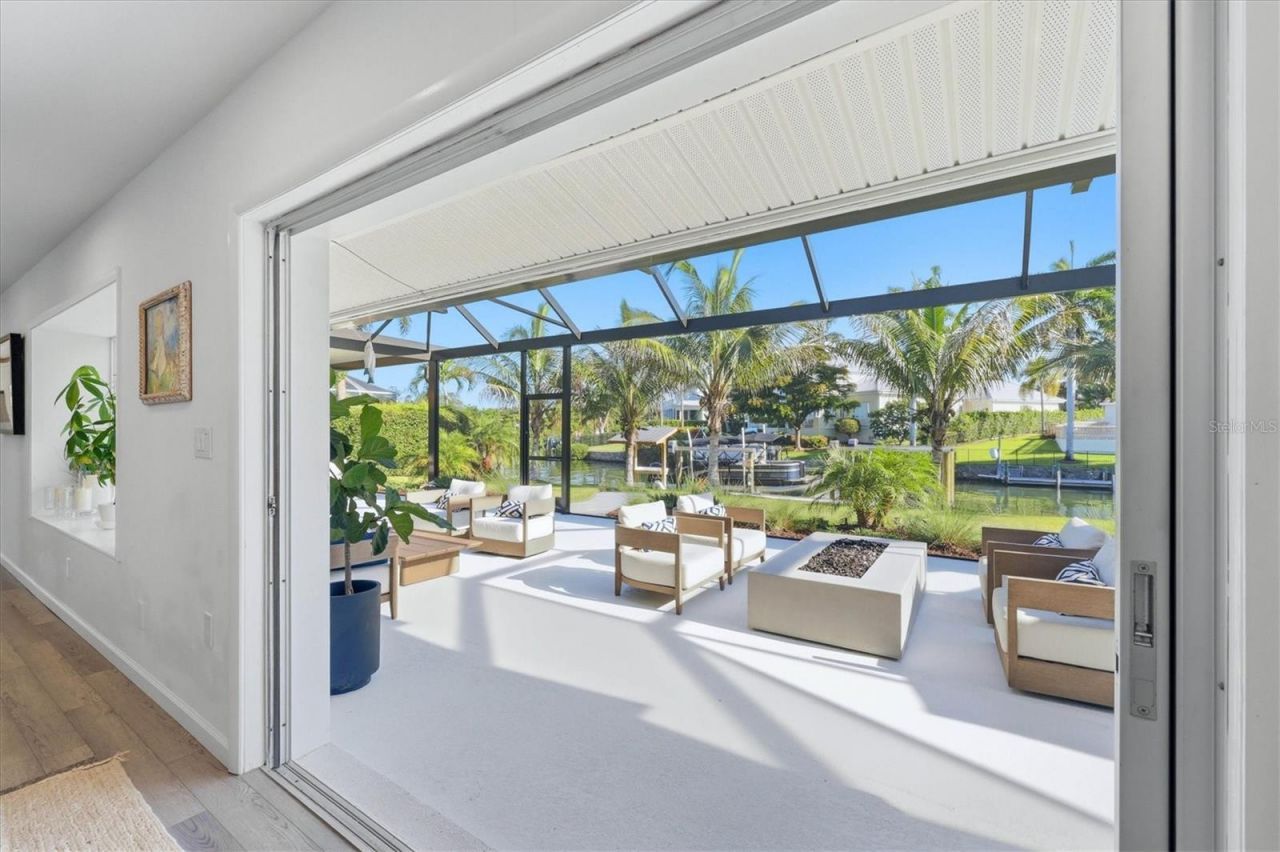 1761 Sandalwood Drive, Sarasota, FL 34231 Photo