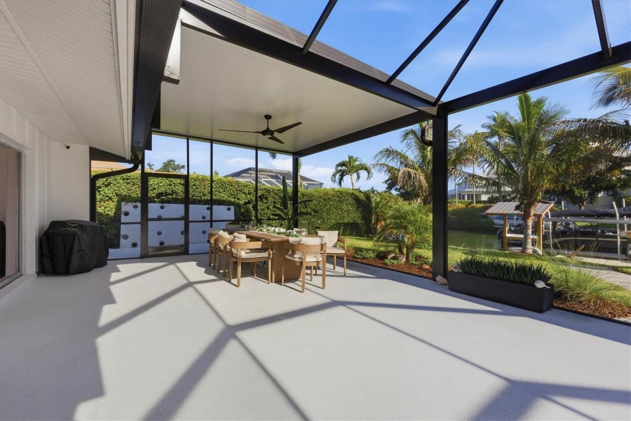 1761 Sandalwood Drive, Sarasota, FL 34231 Photo