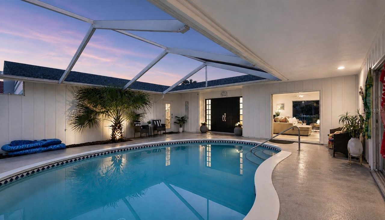 1761 Sandalwood Drive, Sarasota, FL 34231 Photo