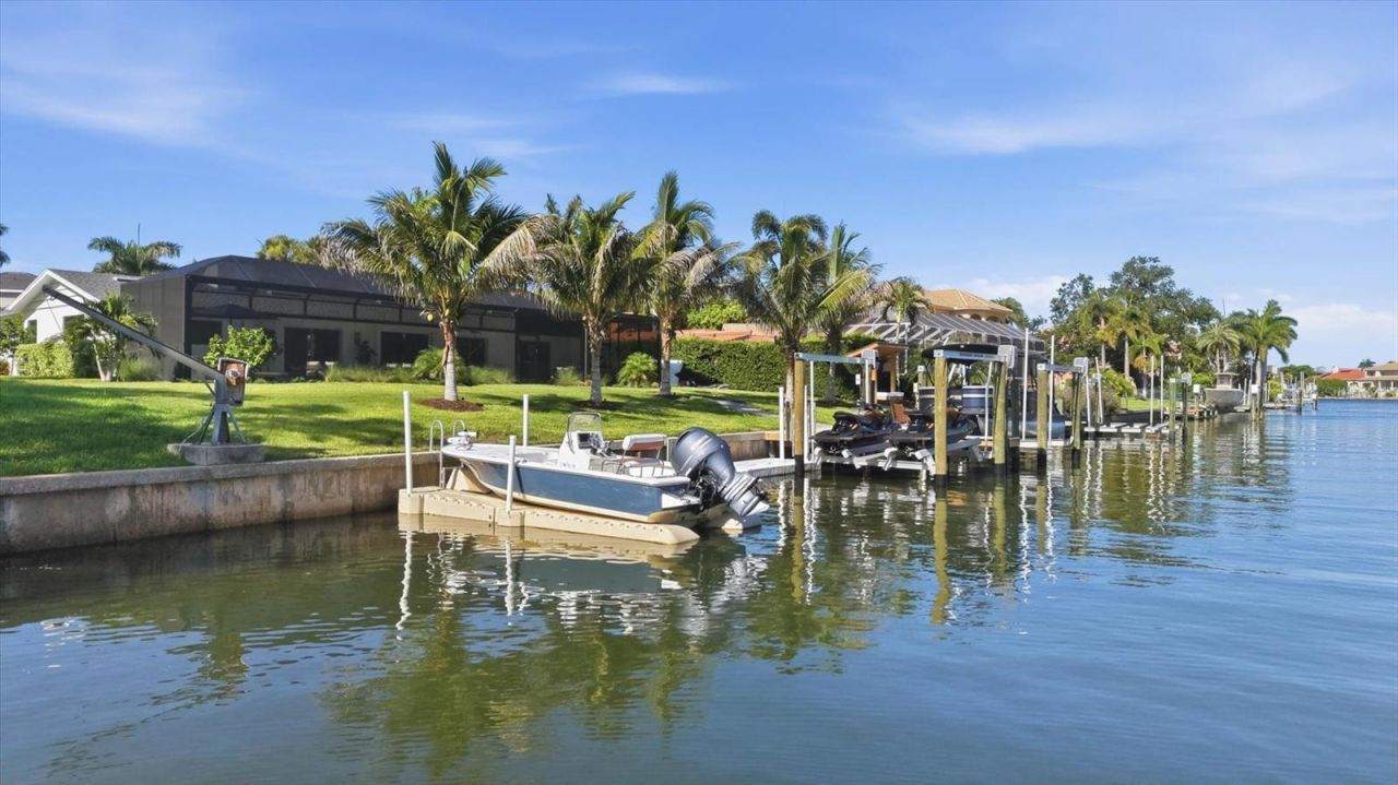 1761 Sandalwood Drive, Sarasota, FL 34231 Photo
