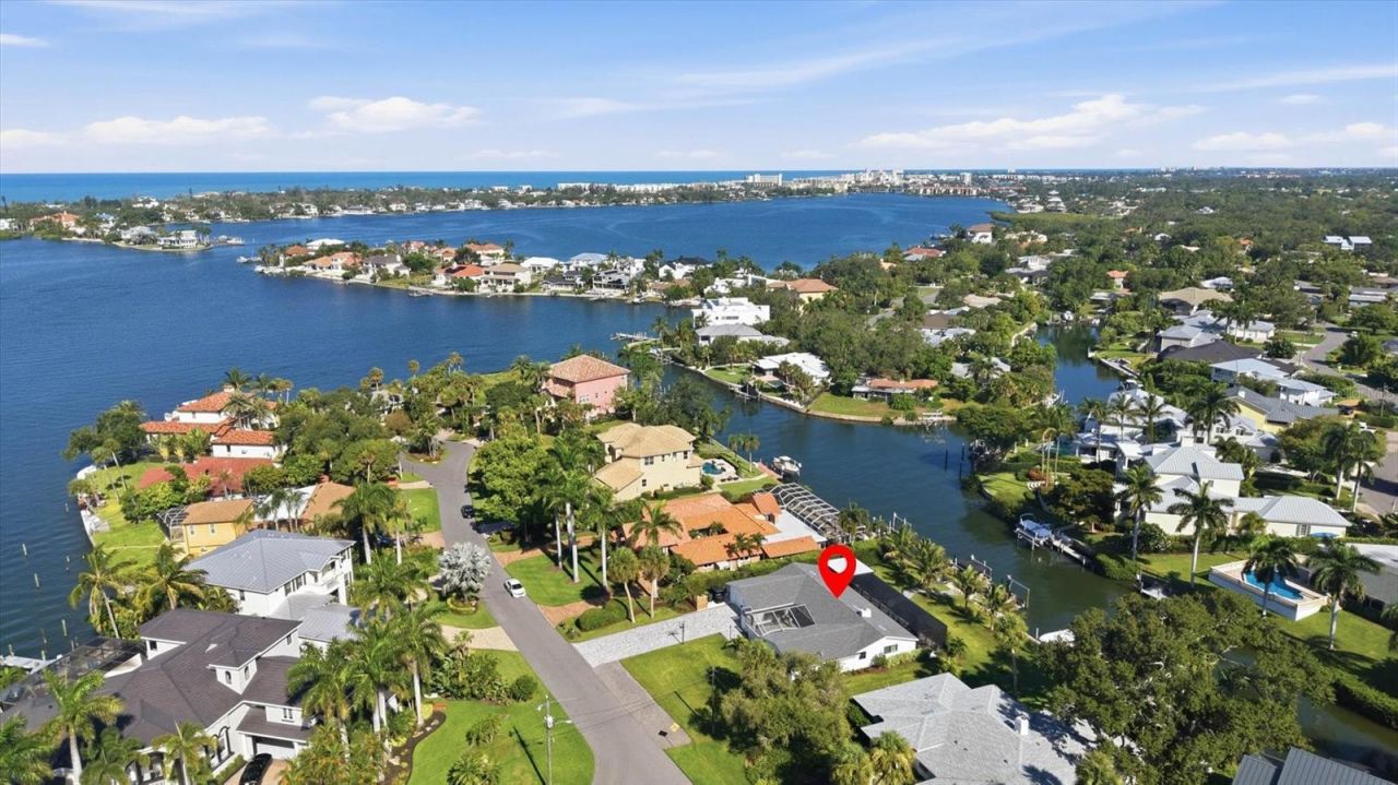 1761 Sandalwood Drive, Sarasota, FL 34231 Photo