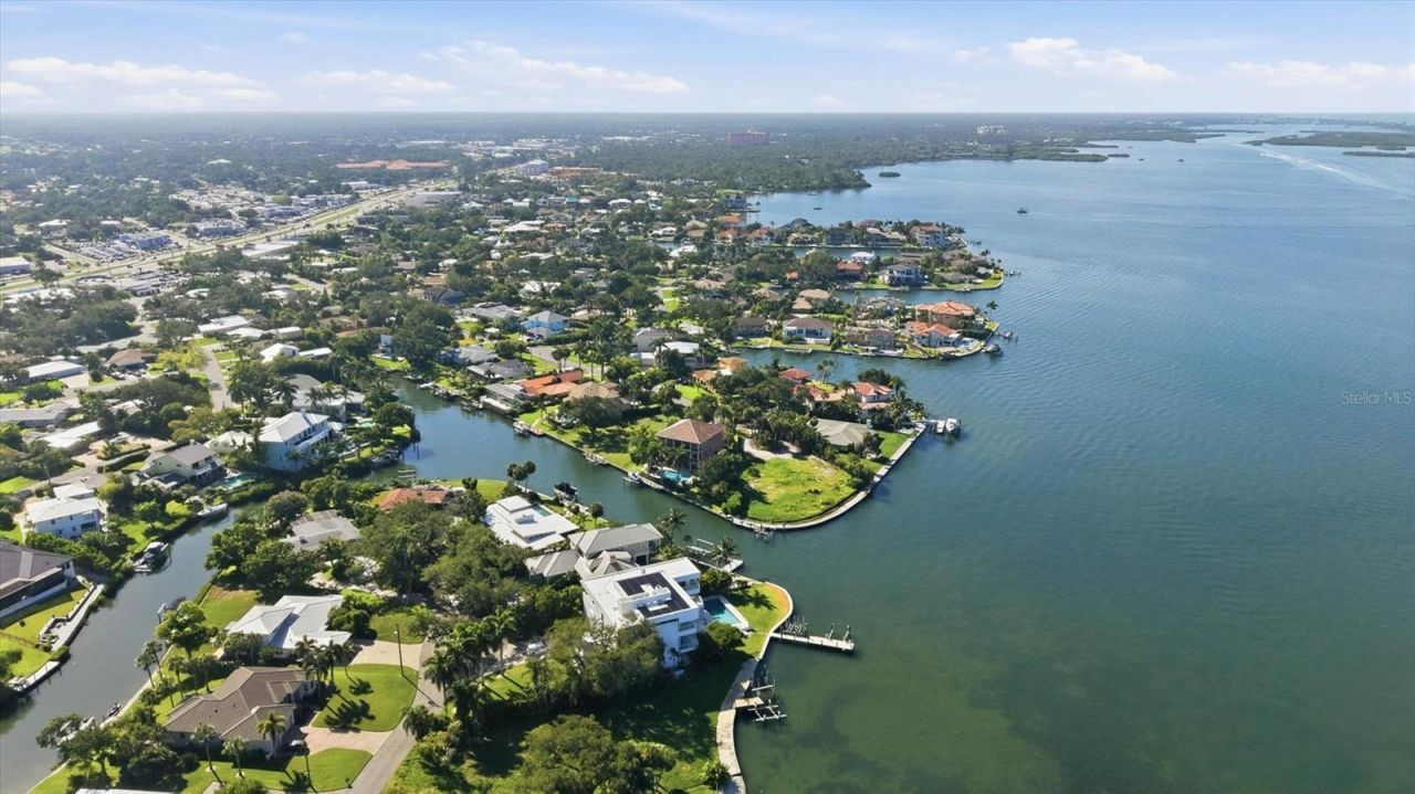 1761 Sandalwood Drive, Sarasota, FL 34231 Photo