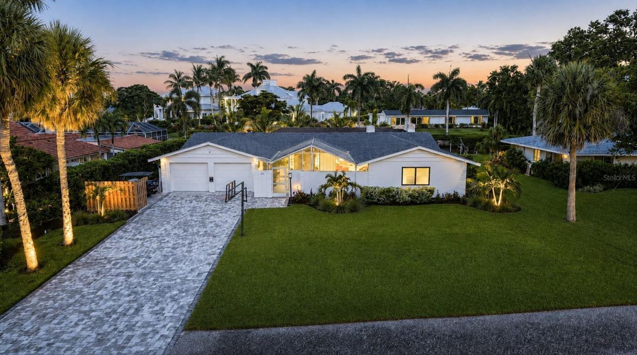 1761 Sandalwood Drive, Sarasota, FL 34231 Photo