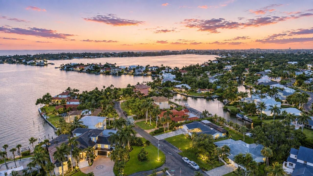 1761 Sandalwood Drive, Sarasota, FL 34231 Photo