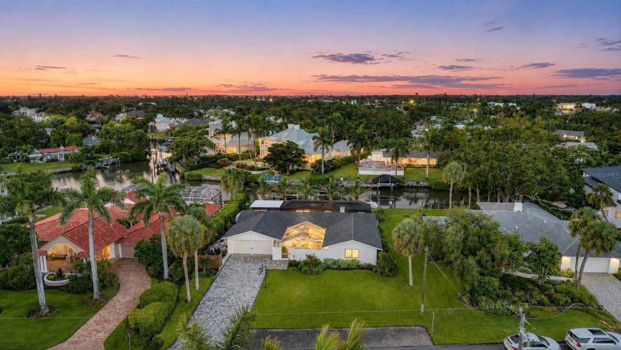 1761 Sandalwood Drive, Sarasota, FL 34231 Photo