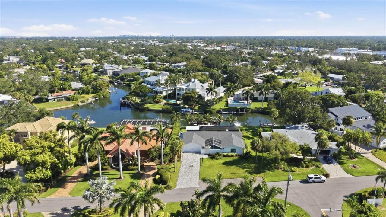 1761 Sandalwood Drive, Sarasota, FL 34231 Photo