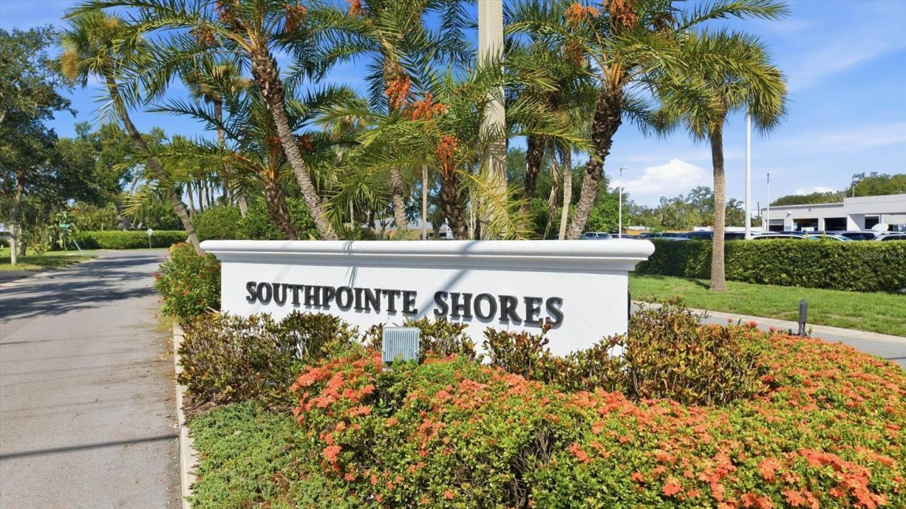 1761 Sandalwood Drive, Sarasota, FL 34231 Photo
