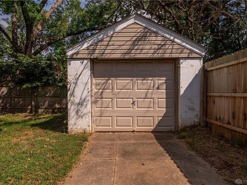 18 N Riverview Drive, Hamilton, OH 45015 Photo 29