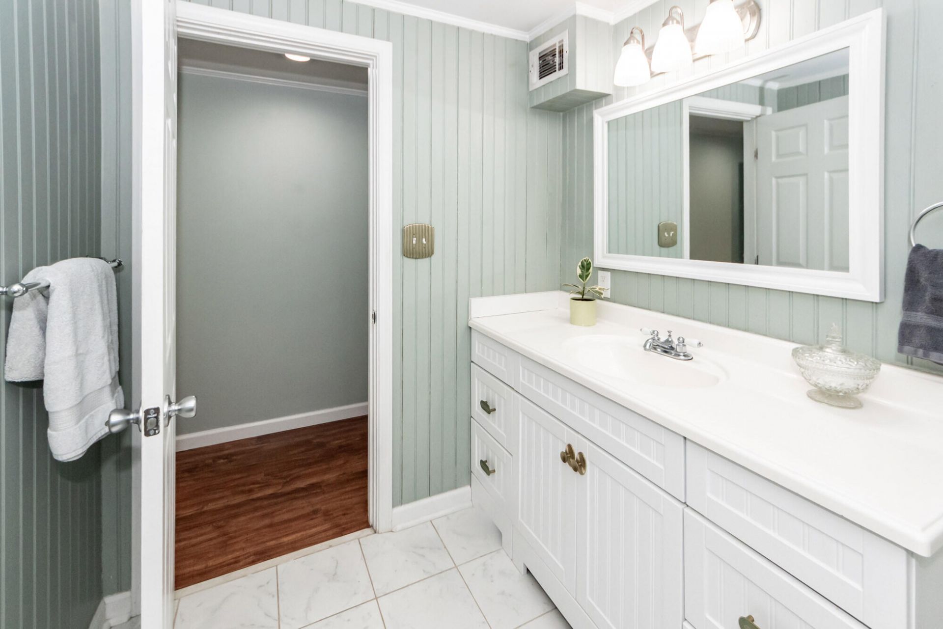 3572 Berryhill Road Photo 20