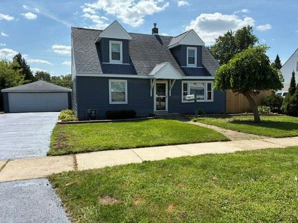 7035 W 115th Street , Worth, IL 60482