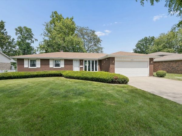 2021 Glenwood Avenue , Joliet, IL 60435