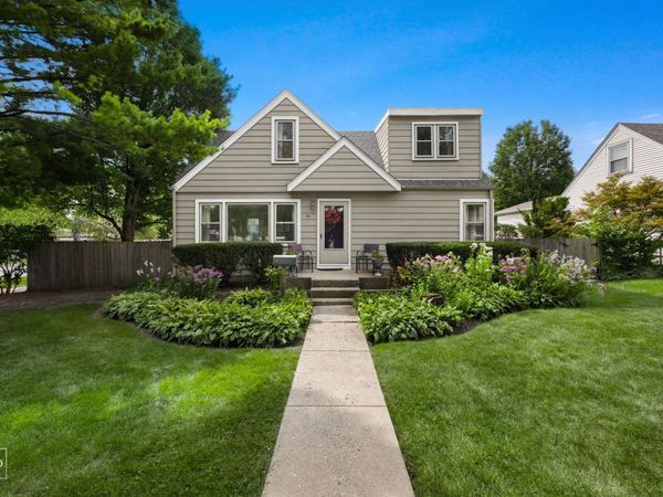 69 E Medill Avenue , Northlake, IL 60164