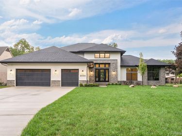 8894 Marquette Drive, Grosse Ile Township, Mi 48138