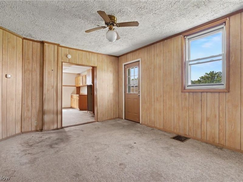409 Ohio Avenue, Salem, OH 44460 Photo 10