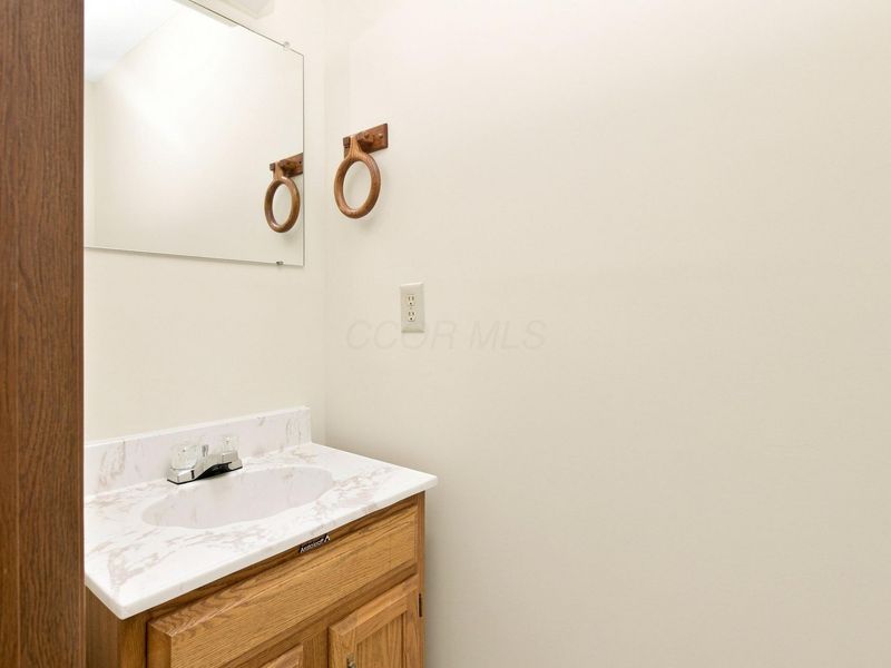 8369 Yuma Drive, Powell, OH 43065 Photo 11