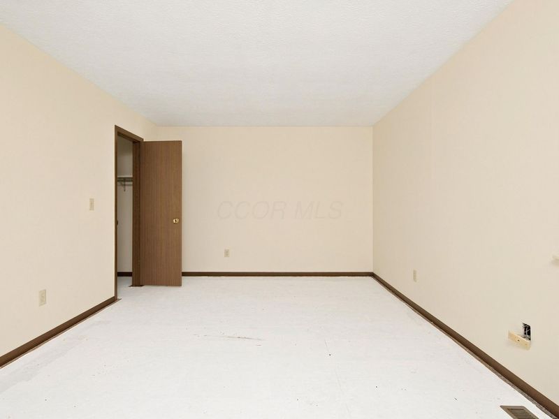 8369 Yuma Drive, Powell, OH 43065 Photo 13