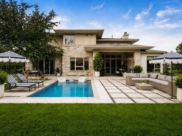495 Bunker Ranch Boulevard , Dripping Springs, TX 78620