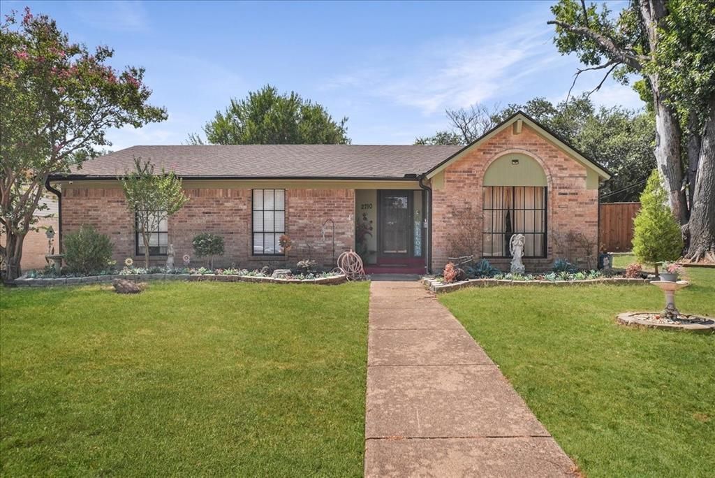 2710 Moonriver Lane, Farmers Branch, TX 75234 Main Photo