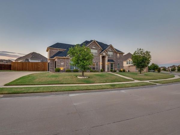 4801 Quantrill Avenue , Mansfield, TX 76063