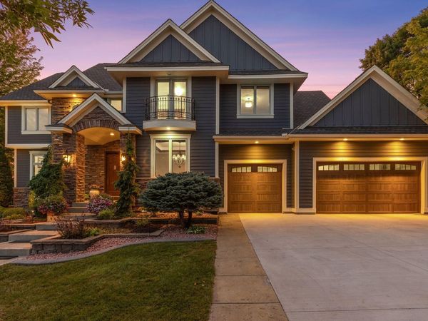 15810 51st Avenue N, Plymouth, MN 55446