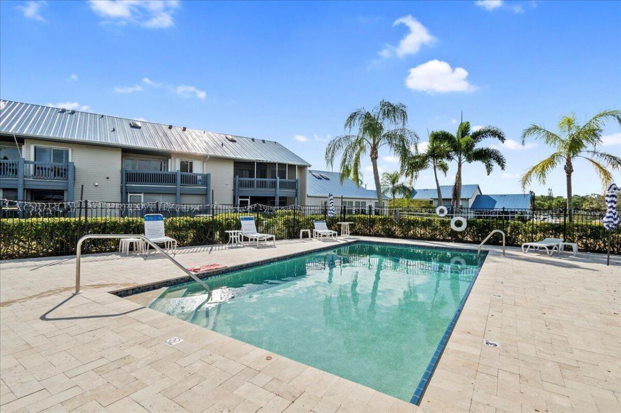 1481 NE 14th Court, Unit U-7, Jensen Beach, FL 34957 Photo