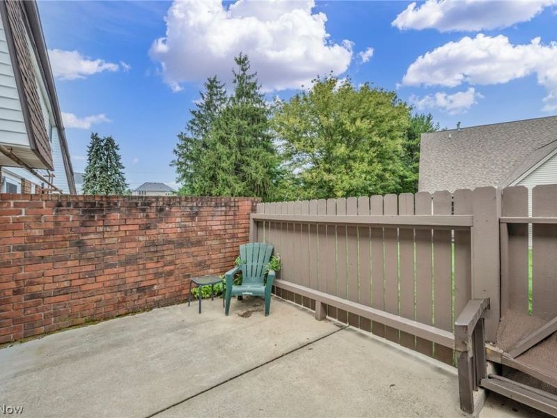 2556 Shakespeare Lane, Avon, OH 44011 Photo 29
