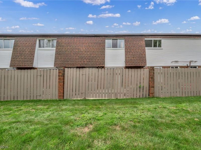 2556 Shakespeare Lane, Avon, OH 44011 Photo 32