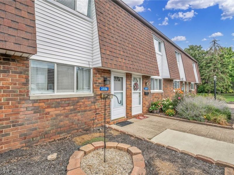 2556 Shakespeare Lane, Avon, OH 44011 Photo 5