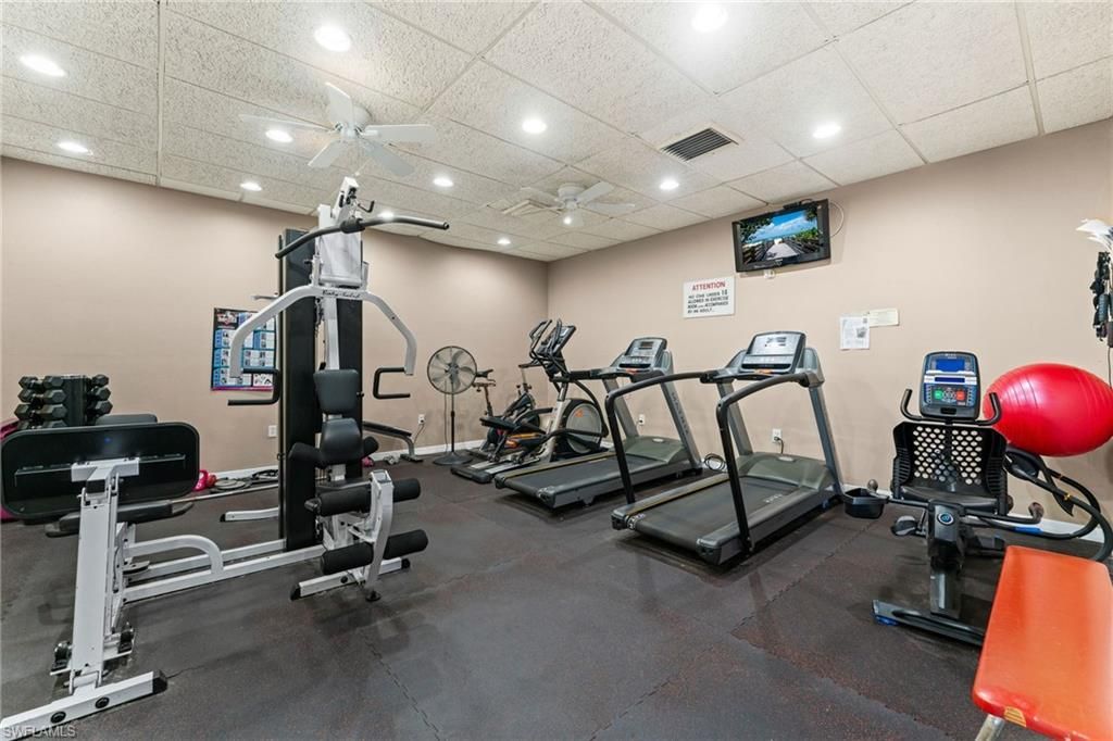 6142 Whiskey Creek Dr, Unit 611, Fort Myers, FL 33919 Photo