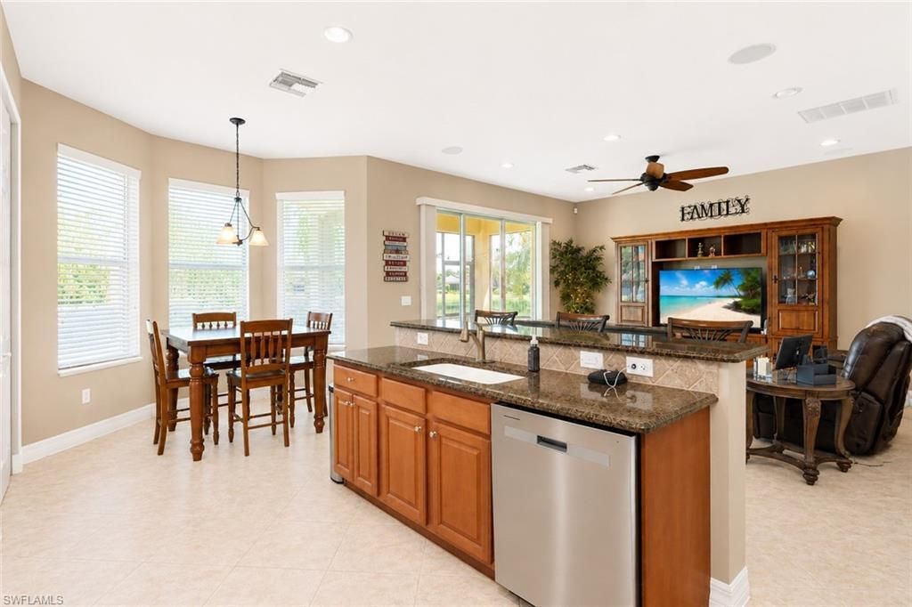 10471 Winged Elm Ln, Fort Myers, FL 33913 Photo